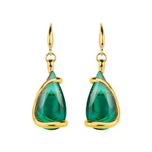 Charger l'image dans la galerie, BOUCLES D'OREILLES Dame dorées et pierre cristal émeraude MARAZZINI
