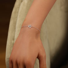 Charger l&#39;image dans la galerie, BRACELET Dame fleur pierre verte ARGENT
