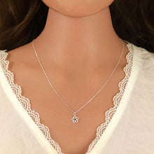 Charger l&#39;image dans la galerie, COLLIER Dame fleur +pierre bleue ARGENT
