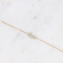 Charger l'image dans la galerie, BRACELET Femme acier 3 fleurs avec oz verts BOHM
