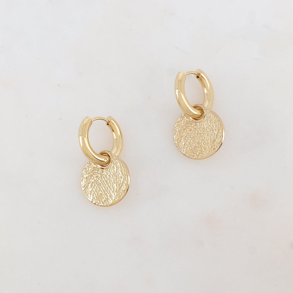 BOUCLES D'OREILLES Dame créoles avec pampilles rondes martelées acier doré