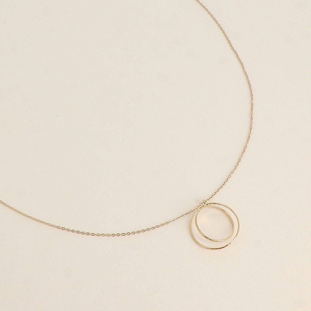 COLLIER Femme ACIER doré PENDENTIF DEUX ANNEAUX  BOHM