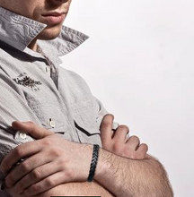 Charger l&#39;image dans la galerie, BRACELET Homme tressé en  CUIR et ACIER
