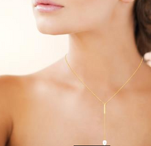 Charger l&#39;image dans la galerie, COLLIER Dame oxyde et perle PLAQUE OR
