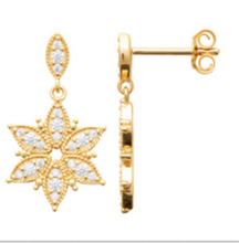 Charger l&#39;image dans la galerie, BOUCLES D&#39;OREILLES Dame pendantes ETOILES empierrées  PLAQUE  OR
