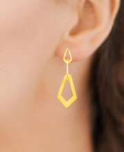 Charger l&#39;image dans la galerie, BOUCLES D&#39;OREILLES Dame pendantes forme géométrique ACIER doré ou argenté
