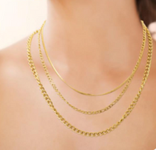 Charger l&#39;image dans la galerie, COLLIER Dame ACIER DORE 3 rangs
