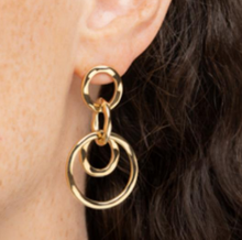 Charger l&#39;image dans la galerie, BOUCLES D&#39;OREILLES Dames pendantes 4 anneaux acier doré
