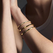 Charger l&#39;image dans la galerie, BRACELET Dame Jonc Lumi - Or Light et Zircons BANGLE-UP BUP20-LMZ-BAO00
