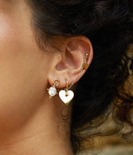 Charger l&#39;image dans la galerie, BOUCLES D&#39;OREILLES Dame &quot;Nysa&quot; ZAG SEM26868-01WHT
